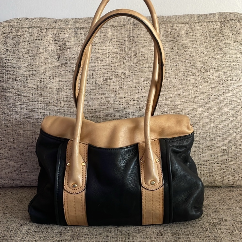 B. Makowsky Rockefeller Leather Satchel Black and Tan - Picture 4 of 15